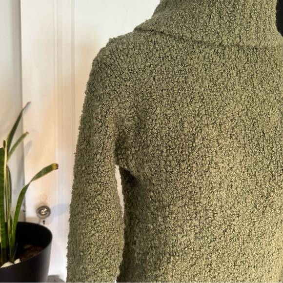 Abercrombie & Fitch Womens Small green Turtleneck Sweater Cozy - Picture 4 of 15